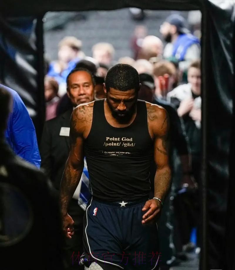 欧文:利物浦不敢过于施压 对中后卫不够有信心 欧文:利物浦不敢过于施压 对中后卫不够有信心